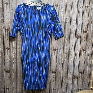 Stunning Carmen Marc Valvo Dress